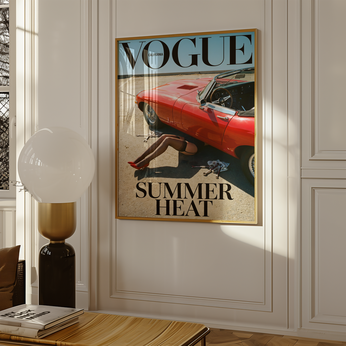 Mockup av Vogue Summer Heat affisch på vägg – köp enkelt hos Bozetto i hög kvalitet