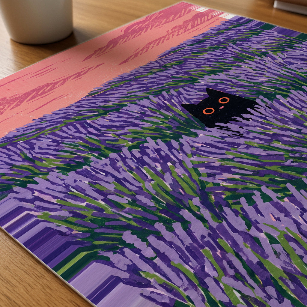 Hidden Cat Lavender Poster – närbild på papper