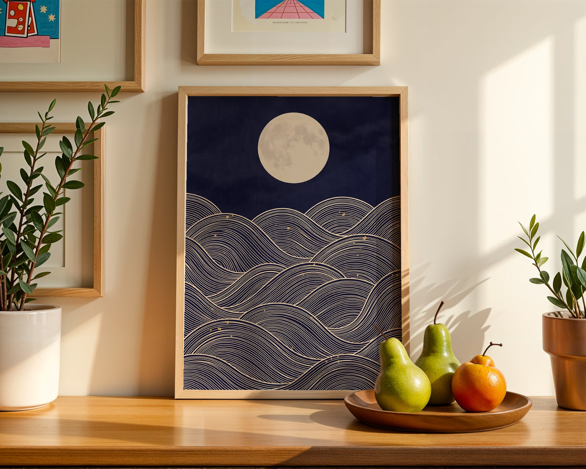 Moonlit Sea Poster – i rum 5