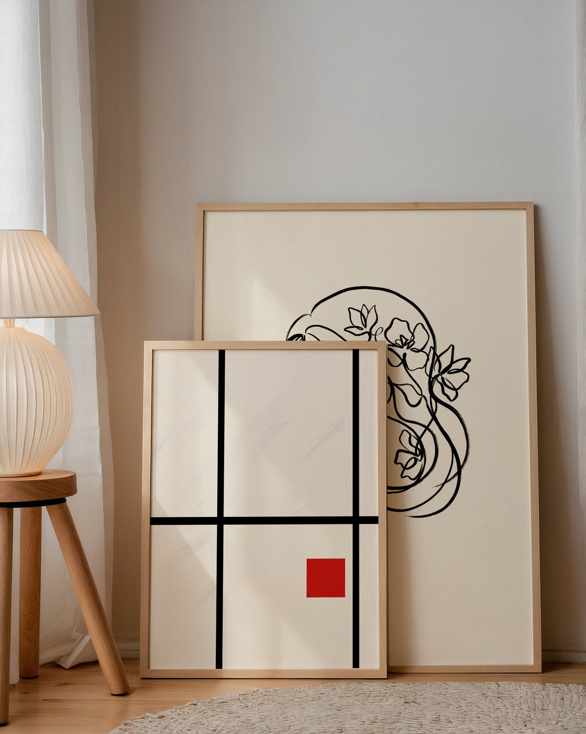 Piet Mondrian Composition with Small Red Square Poster – två posters i rum 1