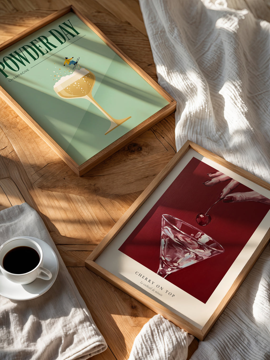Velvet Cherry Drop Poster – två posters i rum 1