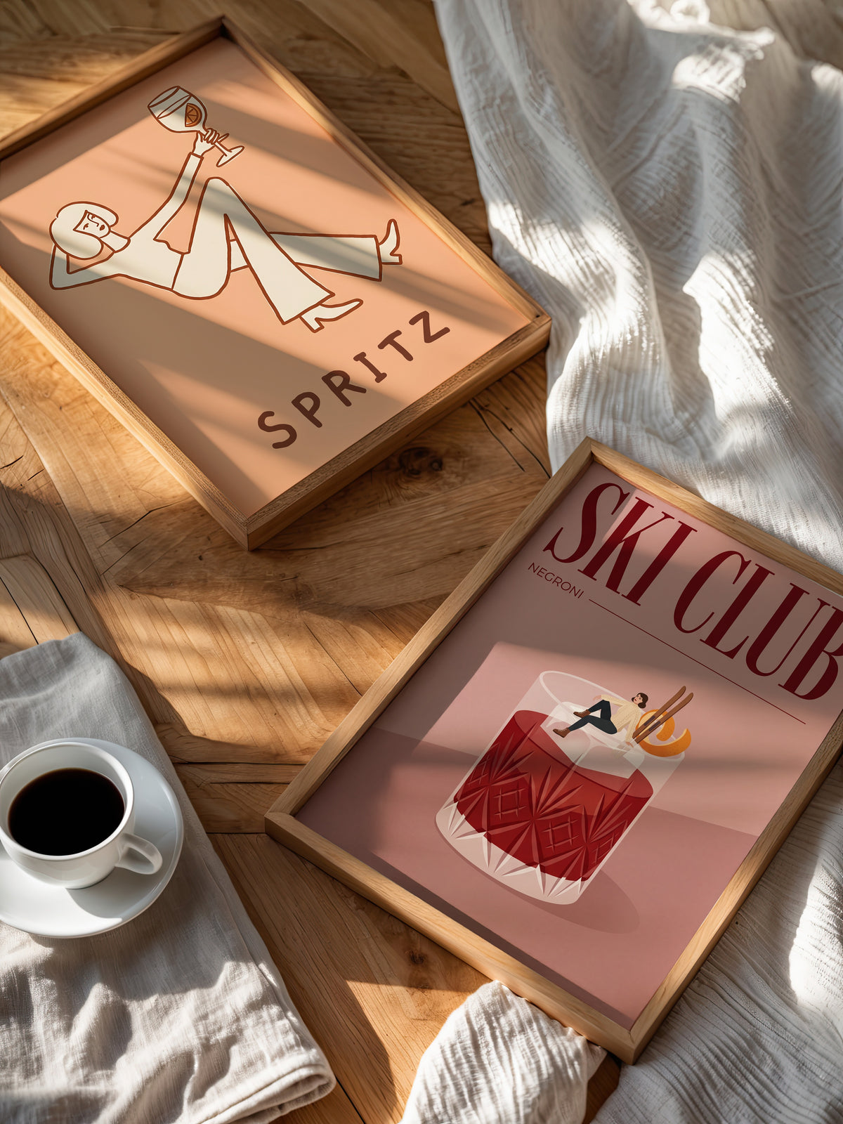 Ski Club Negroni Poster – två posters i rum 2