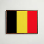 Belgium National Flag Poster i valnötsram – varm konstaffisch för hemmet från Bozetto