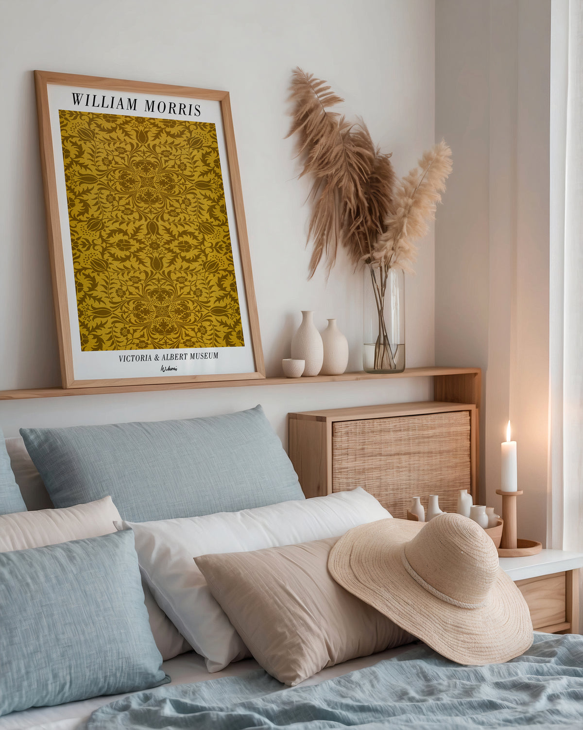 Mockup av William Morris Victoria & affisch på vägg – köp enkelt hos Bozetto i hög kvalitet