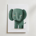Happy Elephant – stilfullt konsttryck från Bozetto, tryckt på matt finpapper i hög tryckkvalitet