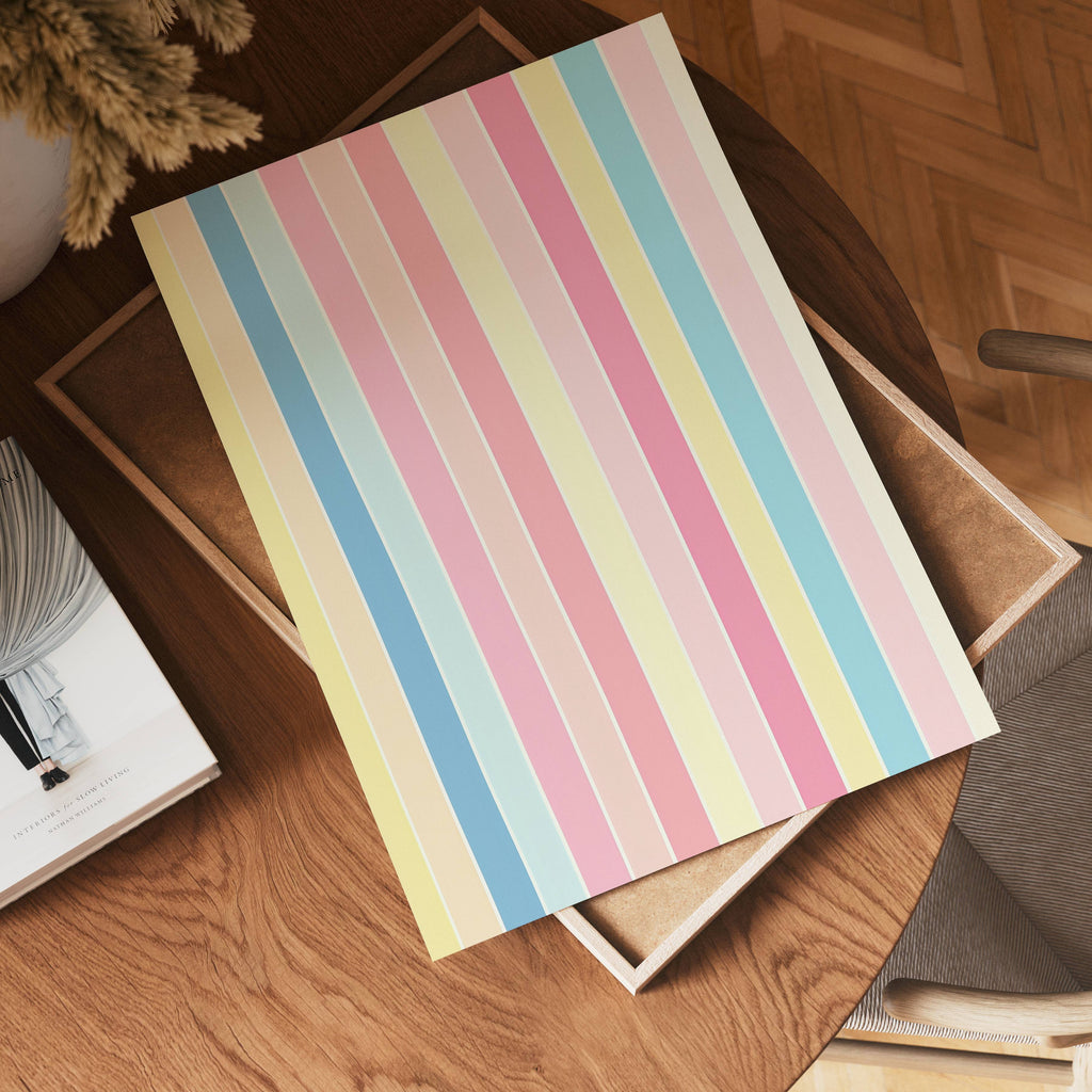 Pastel Stripes – affisch med snyggt motiv, köp enkelt hos Bozetto i flera storlekar