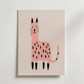 Pink Spotted Cat – stilfullt konsttryck från Bozetto, tryckt på matt finpapper i hög tryckkvalitet