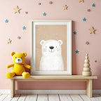 Väggmockup av Snowy Bear affisch på ljus tegelvägg – Bozetto konsttryck i hög tryckkvalitet