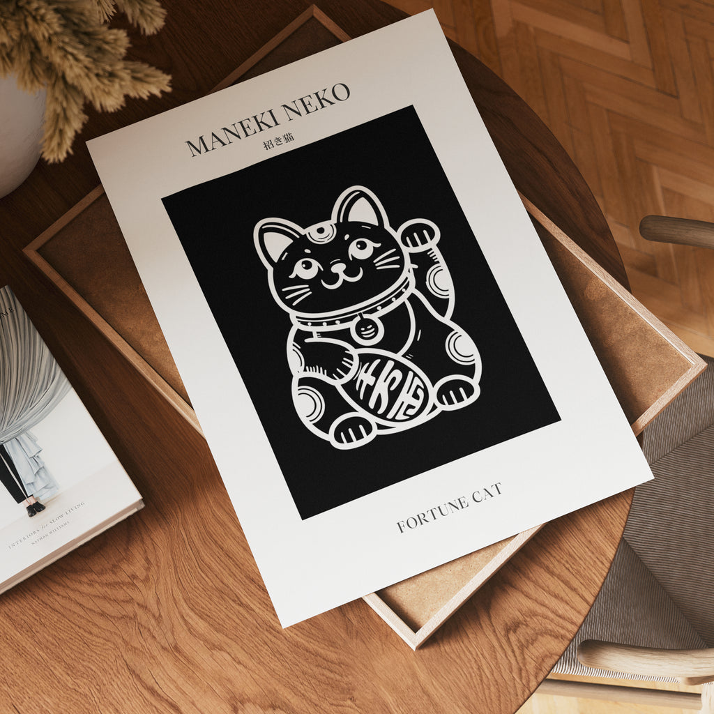 Maneki Neko Fortune Cat – affisch med stilfullt motiv från Bozetto i hög kvalitet