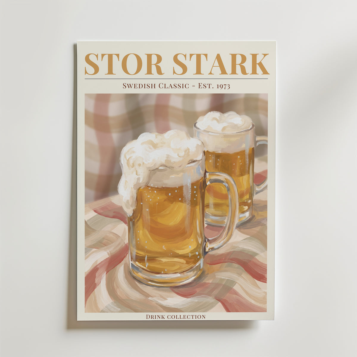 En Stor Stark Öl affisch inramad i neutral ram – se hur konsttrycket ser ut, Bozetto