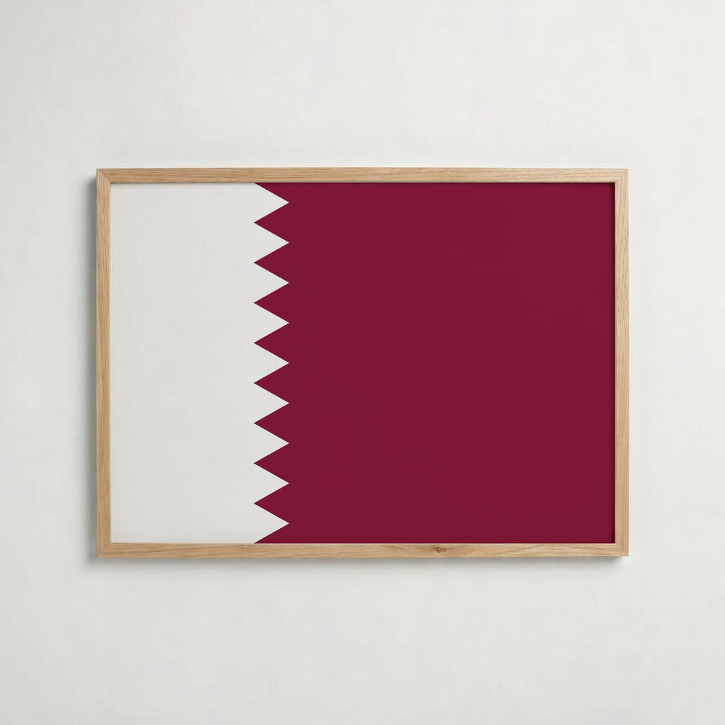 Qatar National Flag Poster i ekram – inramad konsttryck för stilren inredning hos Bozetto