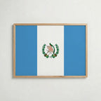 Guatemala National Flag Poster i ekram – inramad konsttryck för stilren inredning hos Bozetto
