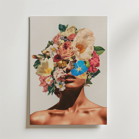 En slående Bozetto Golden Bloom Poster med en kvinnas ansikte dolt av levande rosor, pioner och morgonpiorior på en vit bakgrund - perfekt för konst- och naturälskare, tryckt på premiumpapper.