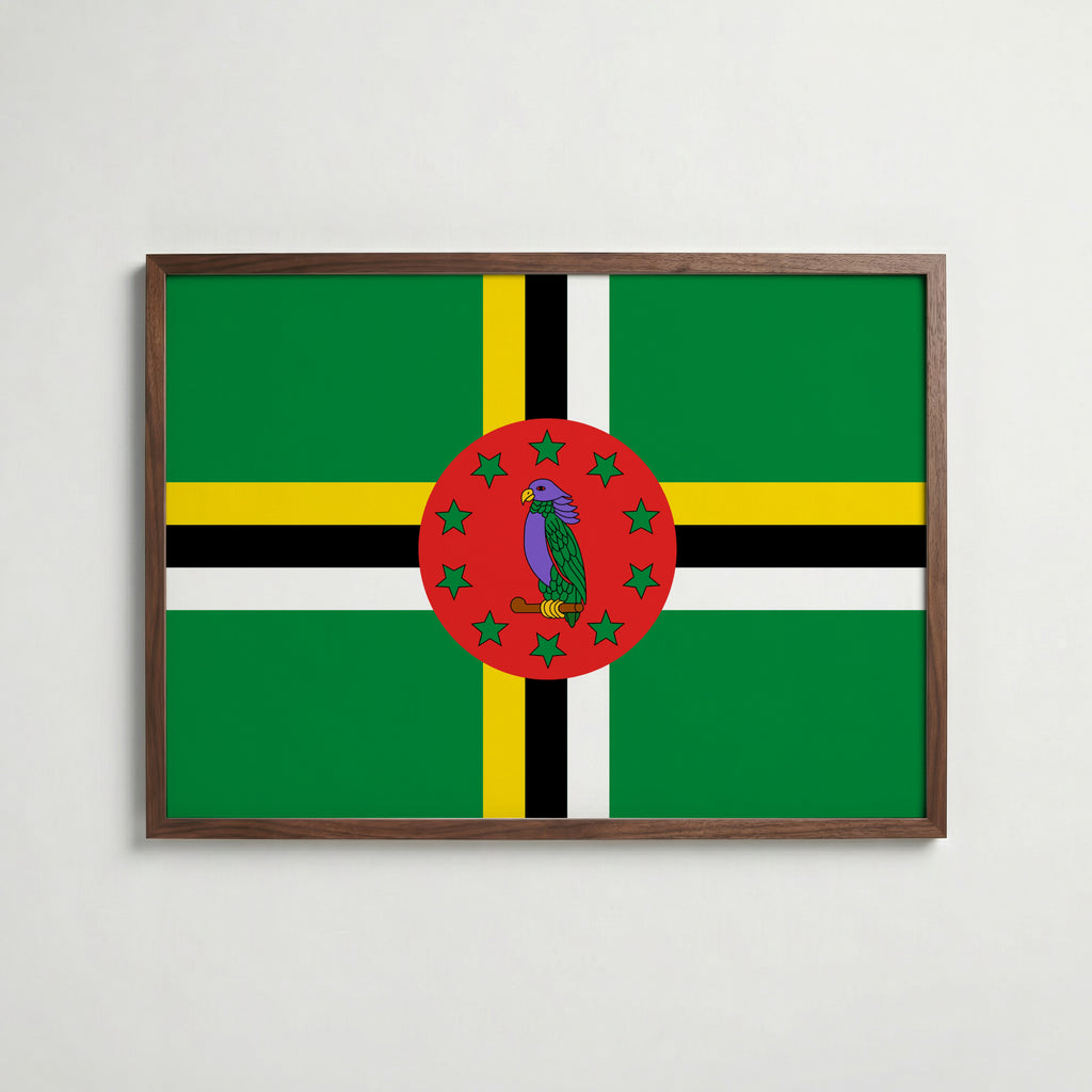 Dominica National Flag Poster i valnötsram – varm konstaffisch för hemmet från Bozetto