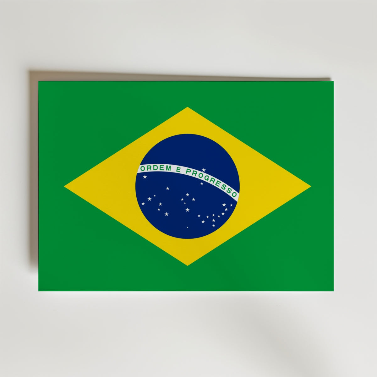 Brazil National Flag Poster – modern konst och stilren konsttryck för hemmet hos Bozetto