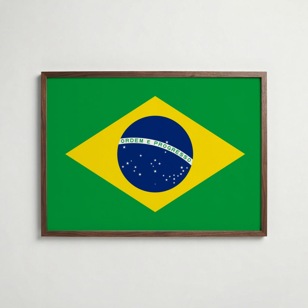 Brazil National Flag Poster i valnötsram – varm konstaffisch för hemmet från Bozetto