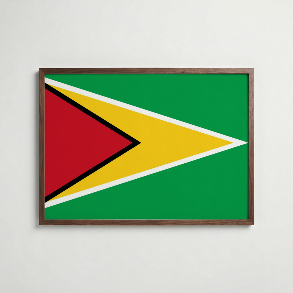 Guyana National Flag Poster i valnötsram – varm konstaffisch för hemmet från Bozetto