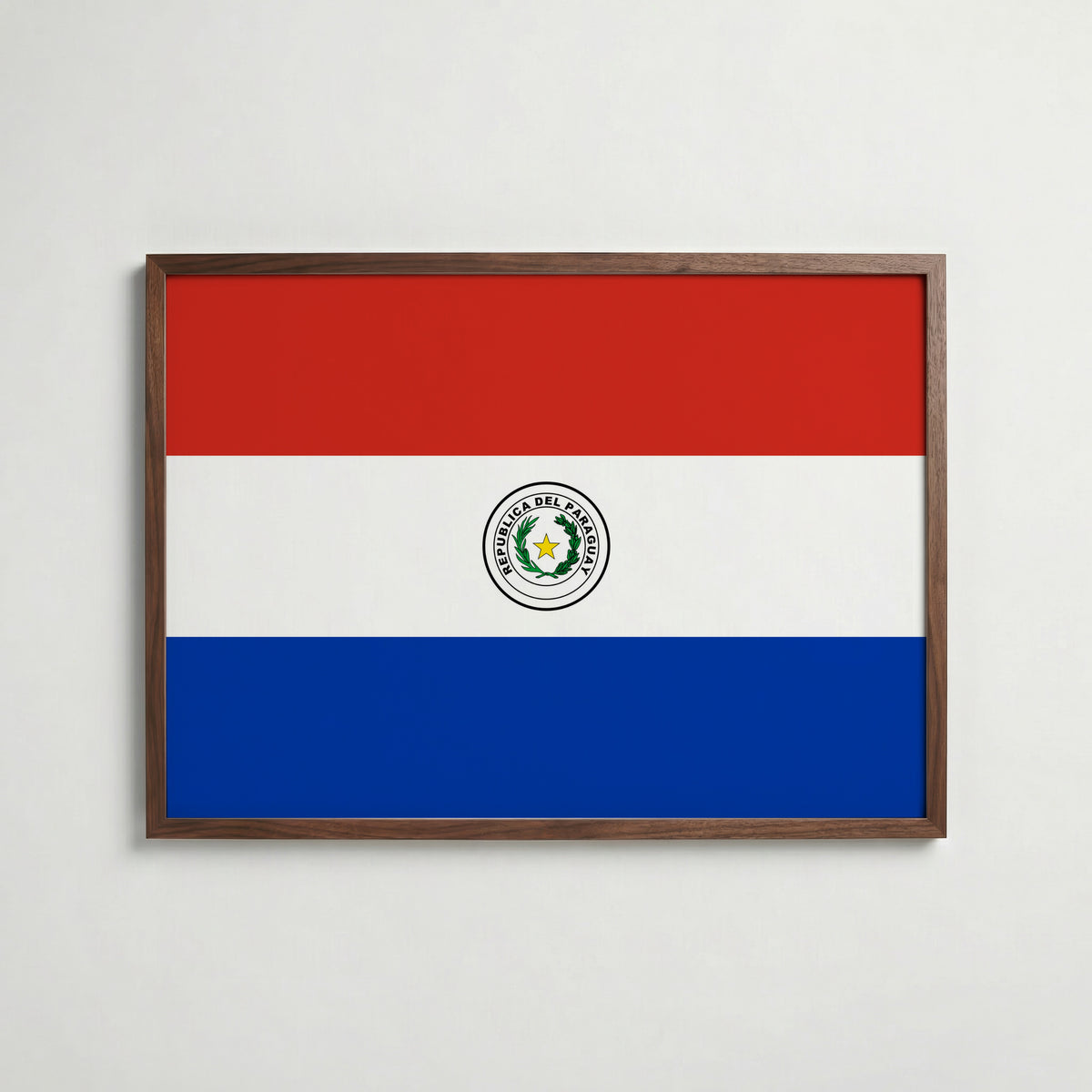 Paraguay National Flag Poster i valnötsram – varm konstaffisch för hemmet från Bozetto