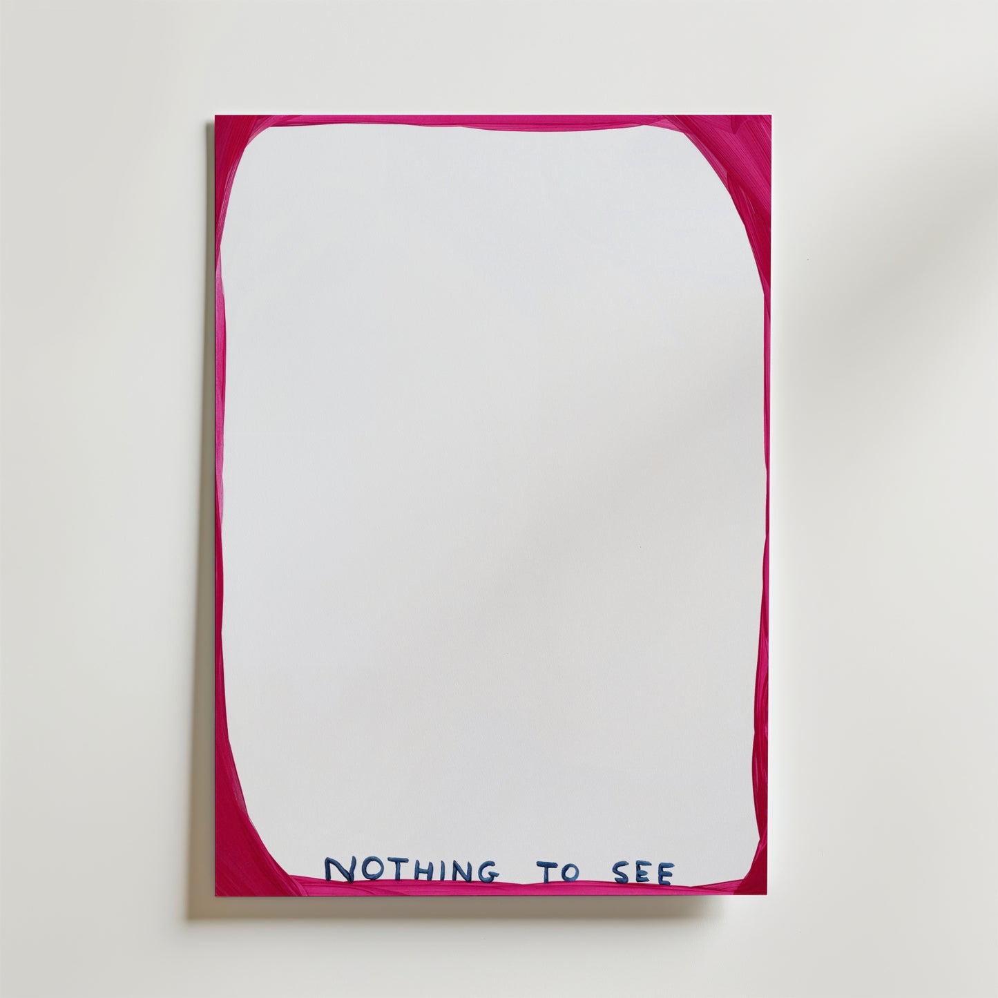 Hidden Meaning Poster av Bozetto har en vit duk med en djärv, ojämn magentakant och "NOTHING TO SEE" handskrivet med blå versaler längst ner, vilket gör att mitten är avsiktligt tom för att inbjuda till reflektion.