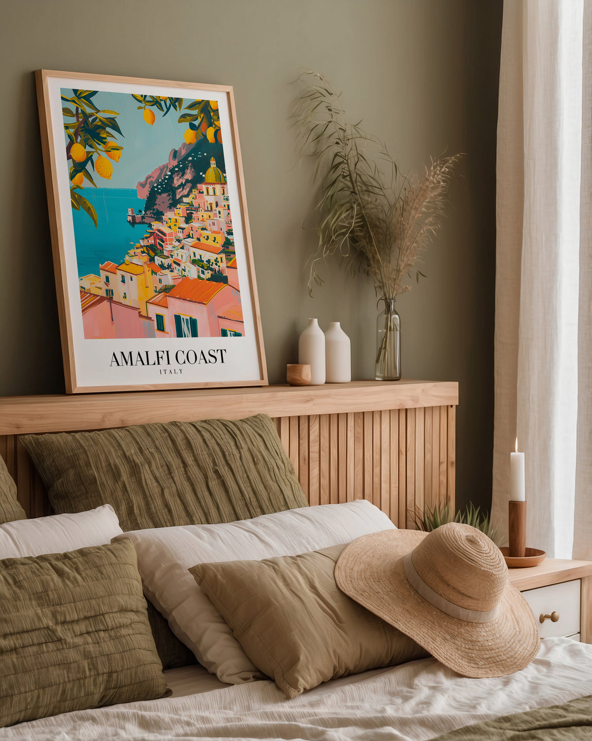 Mockup av Sunlit Amalfi Coast affisch på vägg – köp enkelt hos Bozetto i hög kvalitet