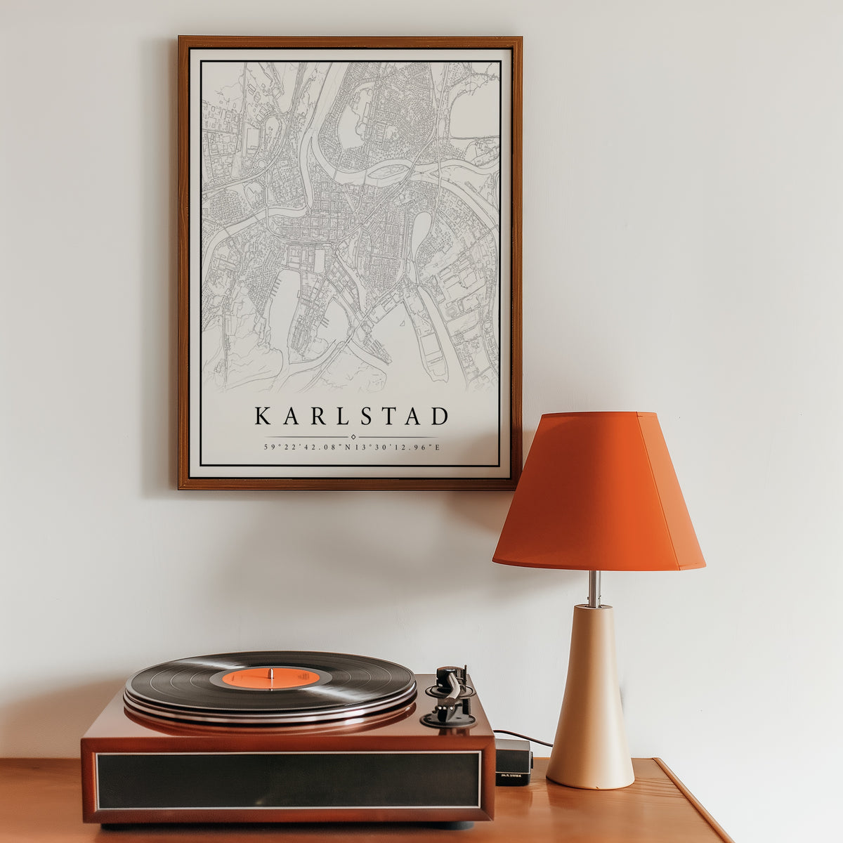 Karlstad Karta affisch i ljust minimalistiskt vardagsrum – köp enkelt hos Bozetto