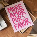 More Amor Por Favor – affisch med snyggt motiv, köp enkelt hos Bozetto i flera storlekar