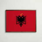 Albania National Flag Poster i valnötsram – varm konstaffisch för hemmet från Bozetto