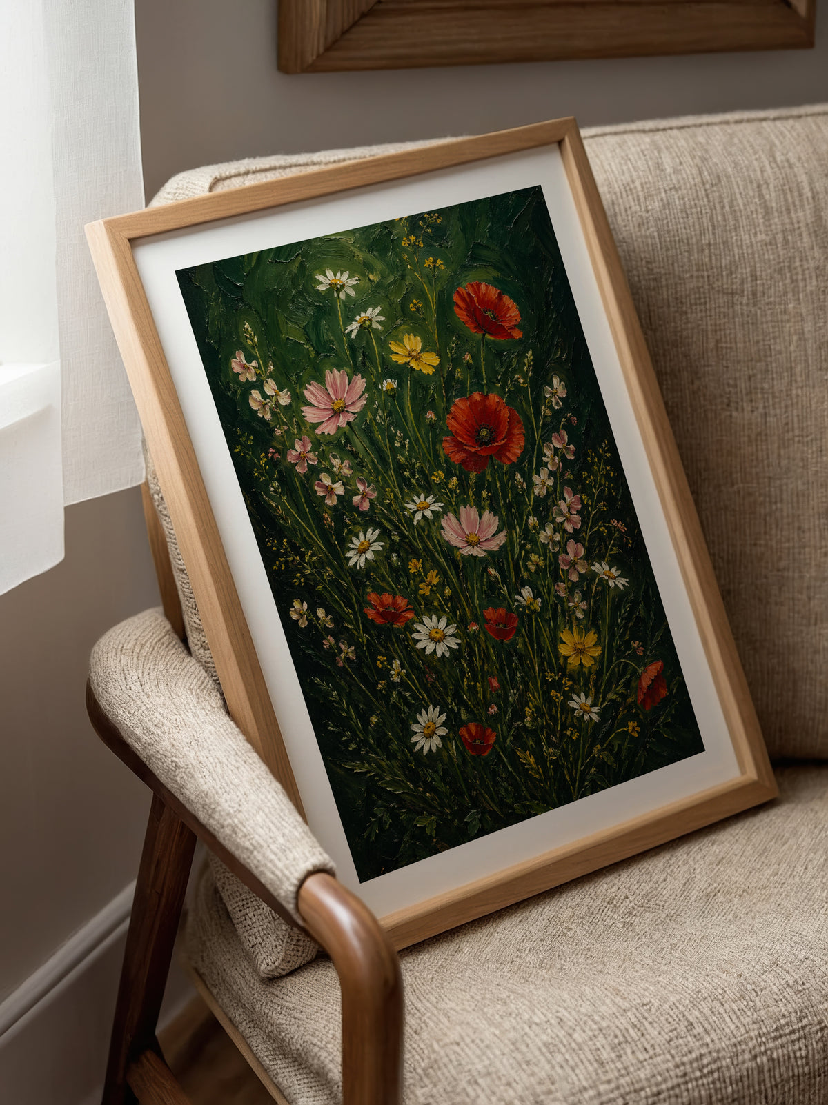Wildflower Meadow affisch i ljust minimalistiskt vardagsrum – köp enkelt hos Bozetto