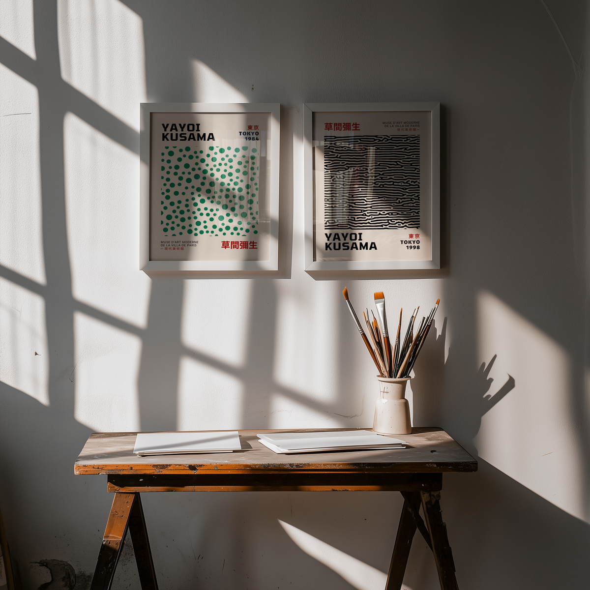 Bundle 2-pack Yayoi Kusama Abstract Vision visualiserad i interiör – postercollection hos Bozetto