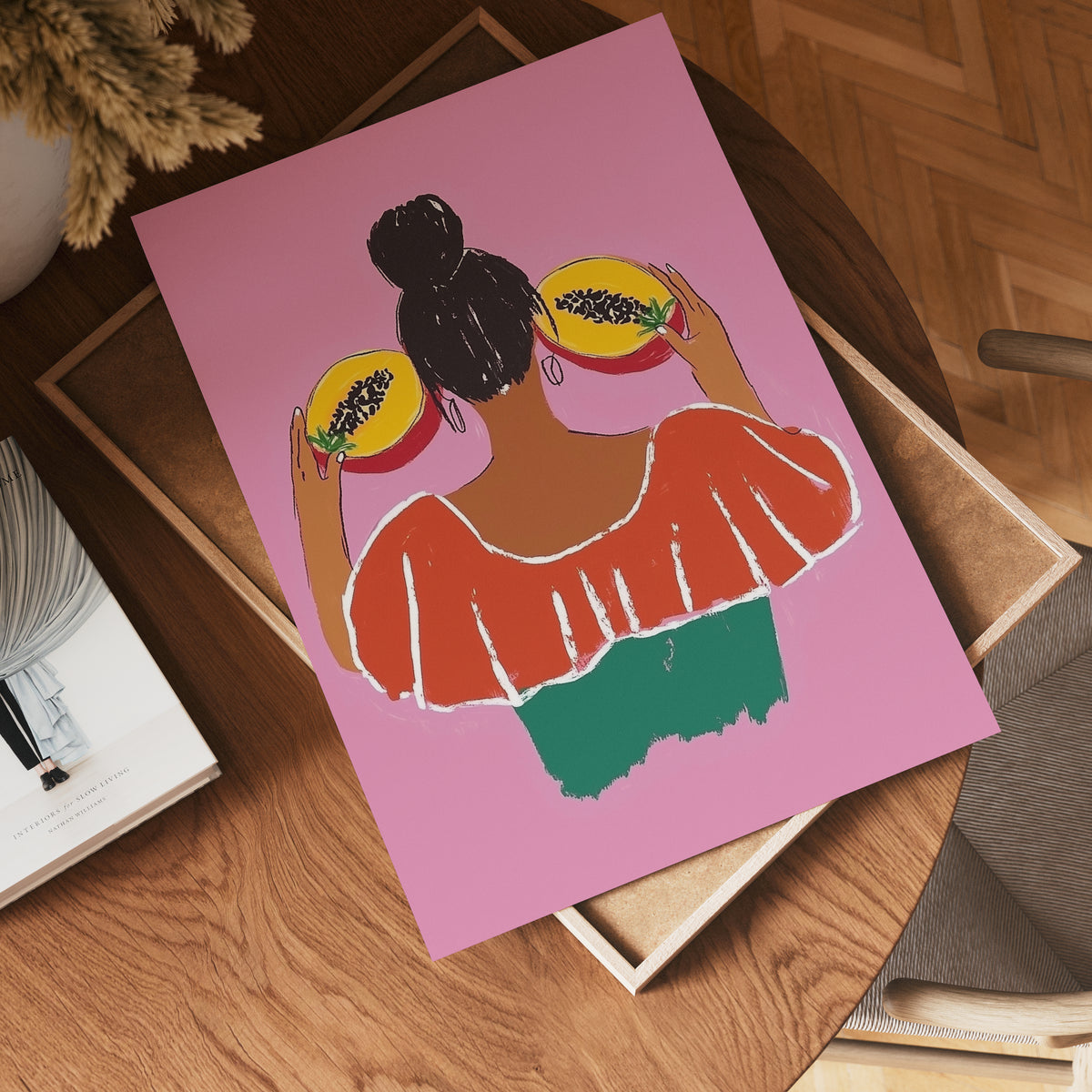 Tropical Papaya Girl poster visad rakt fram – Bozetto affisch i hög tryckkvalitet
