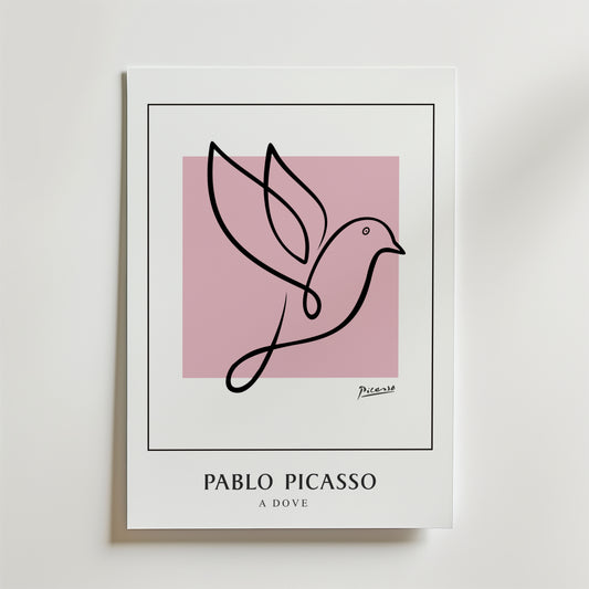 Picasso Bird of Hope Poster från Bozetto visar minimalistisk linjekonst av en duva över en rosa kvadrat. Nedanför är "PABLO PICASSO" och "A DOVE" tryckta i feta svarta versaler.