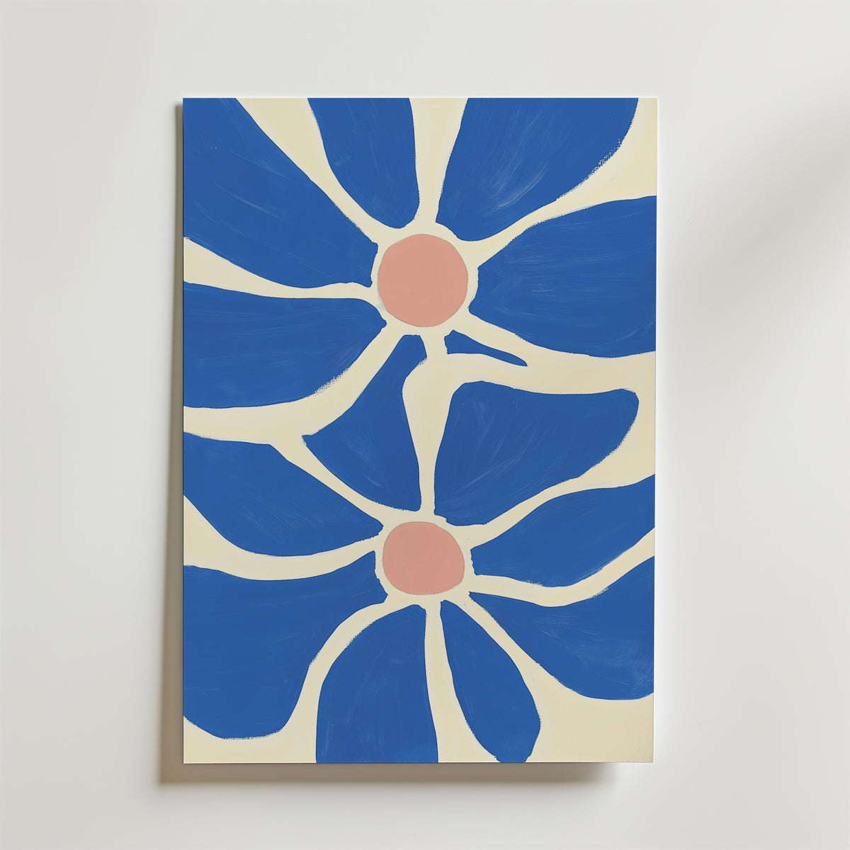Happy Blue Flower No.2 – stilfullt konsttryck från Bozetto, tryckt på matt finpapper