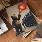 Teddy Bear Flamethrower – affisch med stilfullt motiv från Bozetto i hög kvalitet