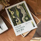 Visualisering av Yayoi Kusama Emerald Reverie poster på vägg – köp enkelt hos Bozetto