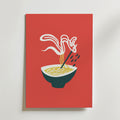 Steamy Ramen Bowl – stilfullt konsttryck från Bozetto, tryckt på matt finpapper i hög tryckkvalitet