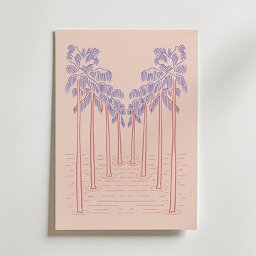 Bozetto Palm Dream Sunset Poster är en minimalistisk pastellprint med åtta stiliserade palmer i rosa och lila linjer, placerade i två rader ovanför vågiga linjer på en ljus persikobakgrund, som ger semesterkänsla till ditt rum.