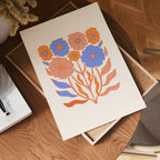 Bold Blue Blooms poster visad rakt fram – Bozetto affisch i hög tryckkvalitet i hög tryckkvalitet