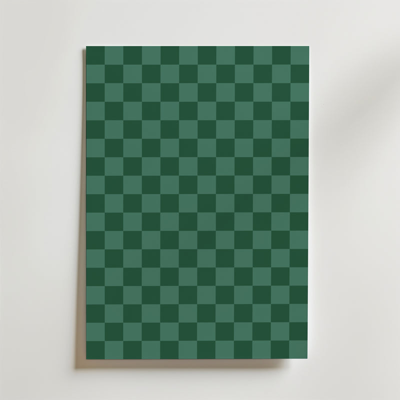 Bozetto Green Checkerboard Poster visar ett modernt mörkgrönt och blågrönt rutmönster i en rektangulär rutmönsterdesign mot en vit bakgrund.