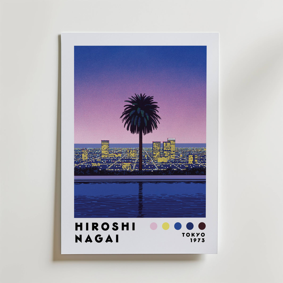 Mockup av Hiroshi Nagai City Sunset affisch på vägg – köp enkelt hos Bozetto i hög kvalitet