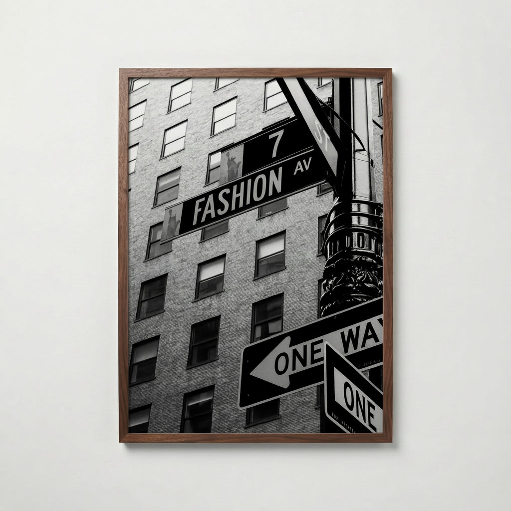 Fashion Avenue Sign Poster – valnötsram