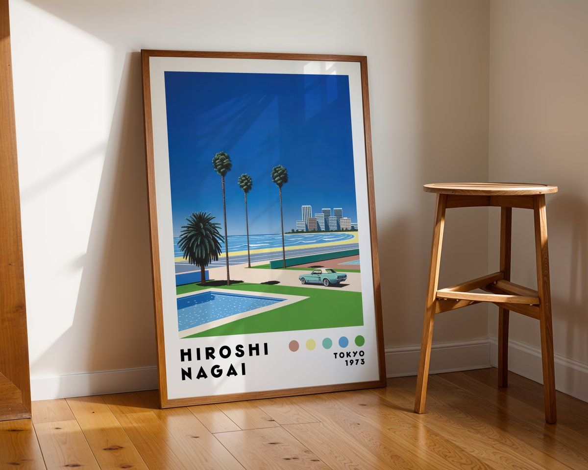 Hiroshi Nagai Coastal City poster visualiserad på vägg – från Bozetto i hög kvalitet