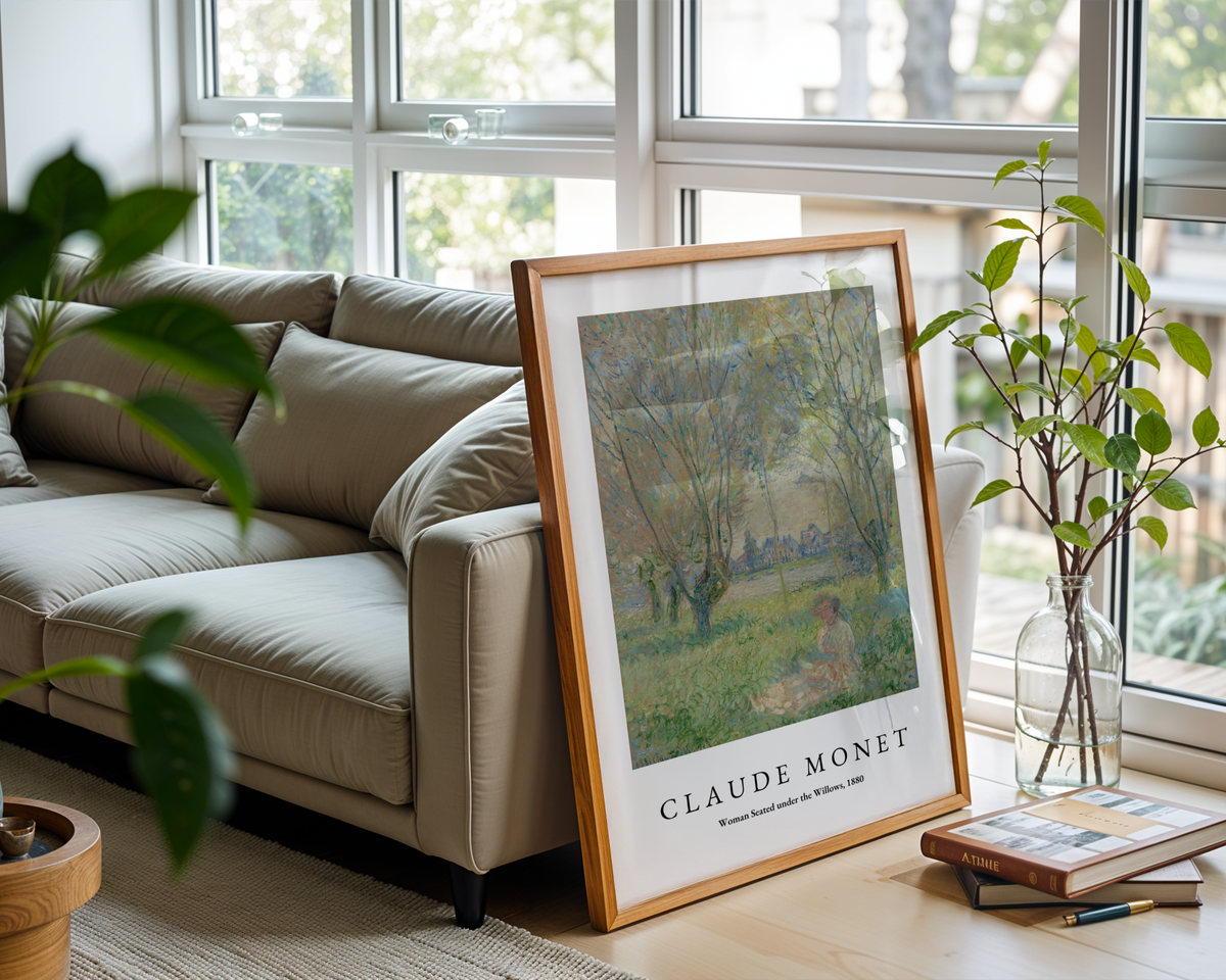 Mockup av Claude Monet Seated Woman affisch på vägg – köp enkelt hos Bozetto i hög kvalitet