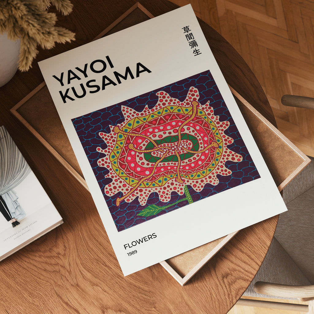 Yayoi Kusama Flowers 1989 – affisch med stilfullt motiv från Bozetto i hög kvalitet