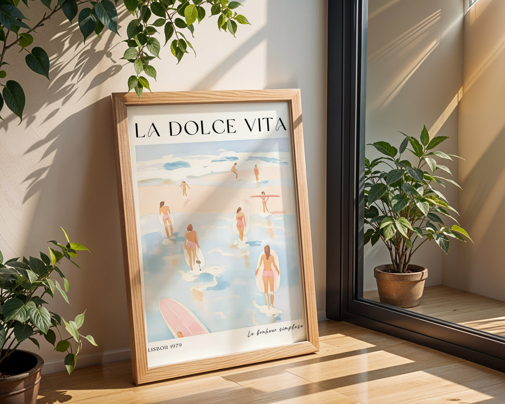 Väggmockup av La Dolce Vita Lisbon affisch på ljus vägg – Bozetto konsttryck – nr 3