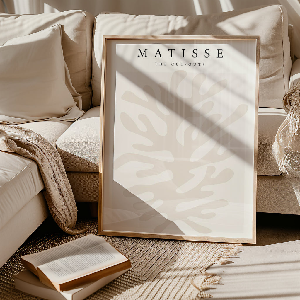 Mockup av Henri Matisse Cut-Outs affisch på vägg – köp enkelt hos Bozetto i hög kvalitet