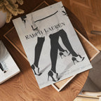 Ralph Lauren Runway Elegance poster visad rakt fram – Bozetto affisch i hög tryckkvalitet