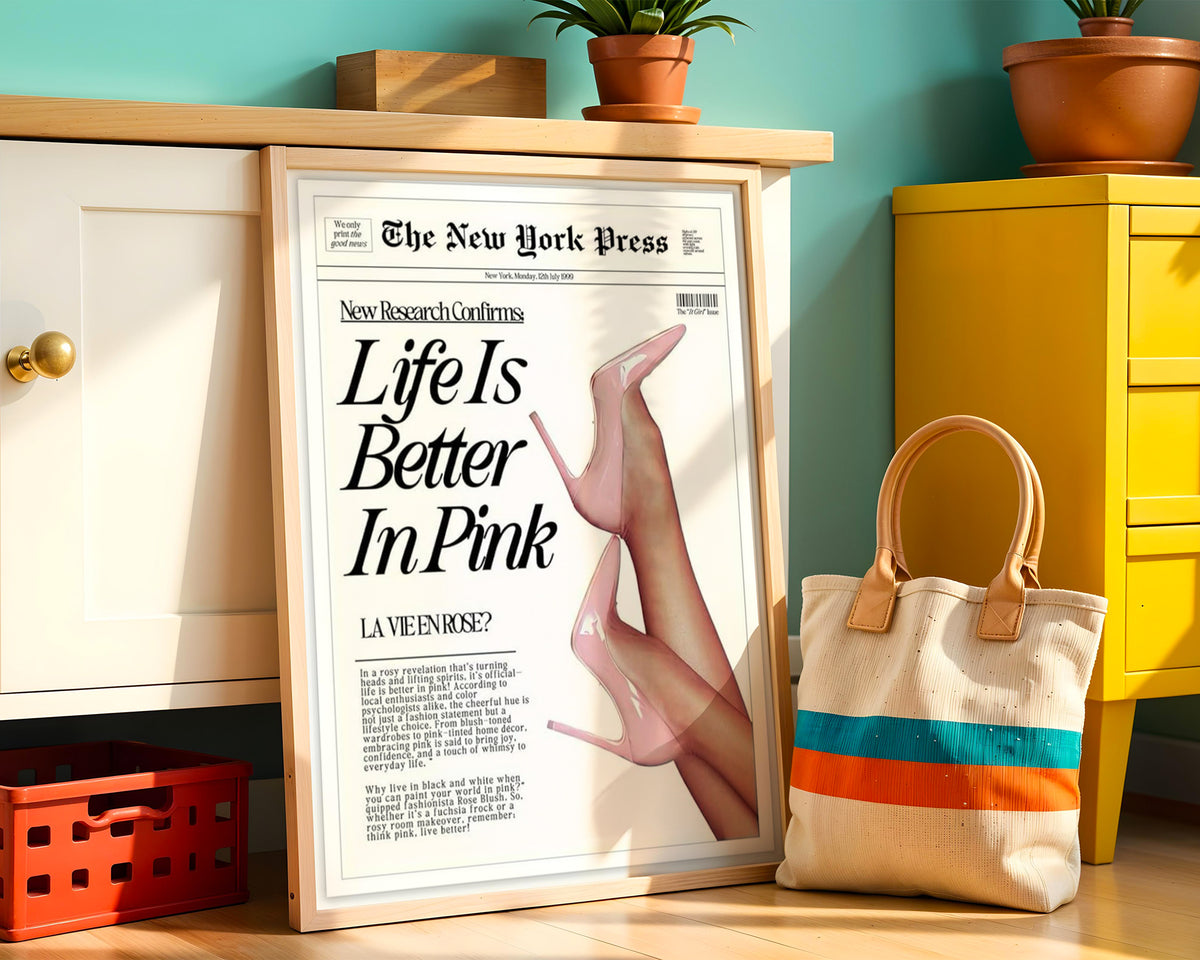 Life Is Better In Pink poster visualiserad på vägg – stilren mockup från Bozetto