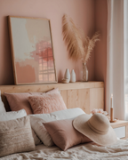 Mockup av Whispers Of Color affisch på vägg – köp enkelt hos Bozetto i hög kvalitet
