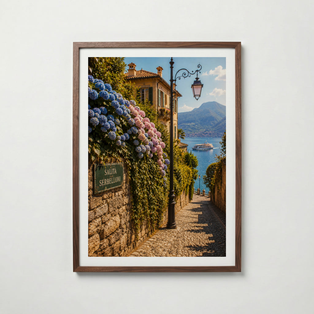 Marco Ricci Salita Serbelloni Bellagio Poster – blomstersmyckad stentrappa i Bellagio vid Comosjön