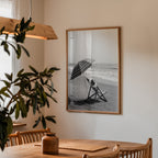 Siesta by the Sea Poster – i rum 1